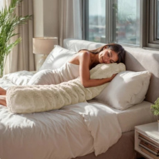 Bodypillow Pompom Bodypillow Pompom